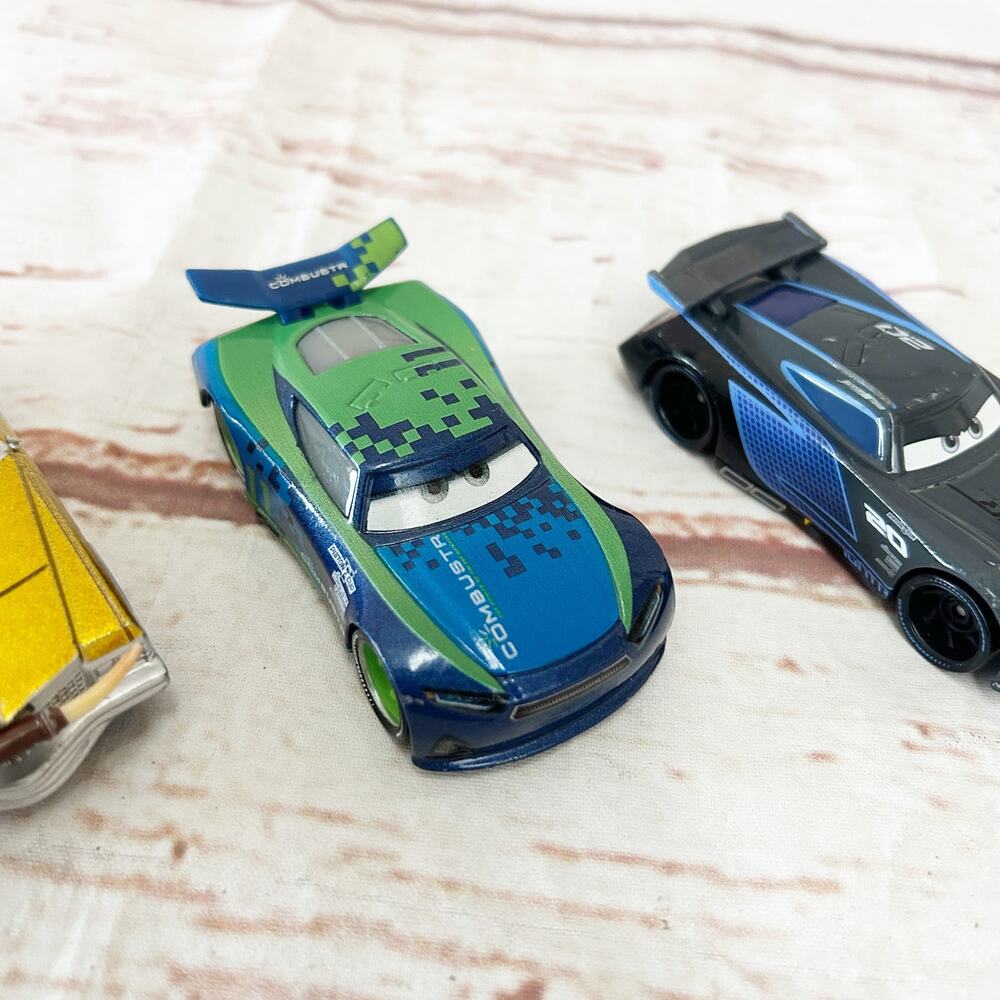 DISNEY PIXAR CARS Diecast Lot of 4 Jackson Storm Tex Dinoco WGP Racers 1:55 - Picture 4 of 6